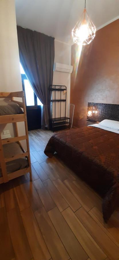 Cairoly Rooms' แตร์โมลิ ภายนอก รูปภาพ